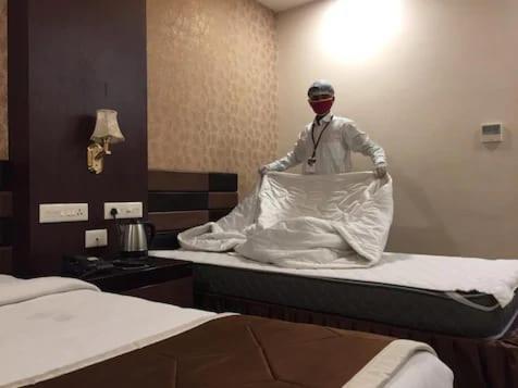 Sri Ram Hotel 蒂鲁内尔维利 外观 照片