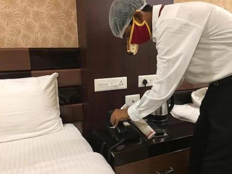Sri Ram Hotel 蒂鲁内尔维利 外观 照片